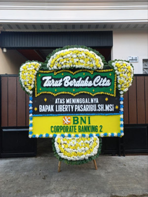 Papan Bunga Duka di Baru Ulu